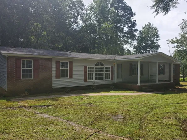 250 Farmhouse Ct, Sanford, NC 27332