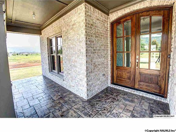 3rd image of 14 Legacy Oaks Pl