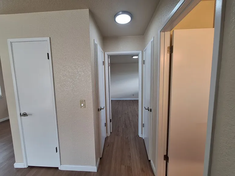 3122 Crescent Ave — Photo 17