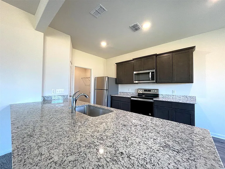 623 Aqueduct Dr — Photo 19