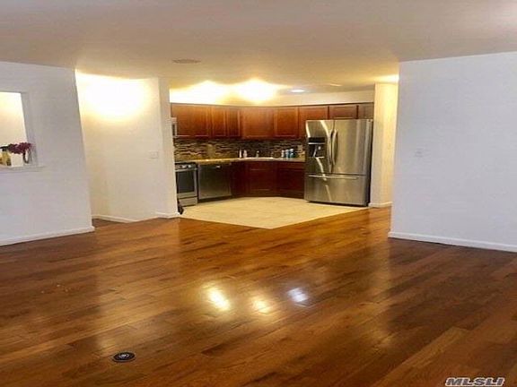 3rd image of 6217 Almeda Ave