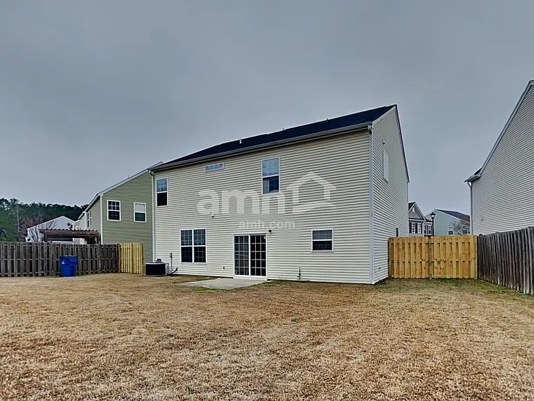 1056 Whitlow Blvd — Photo 23