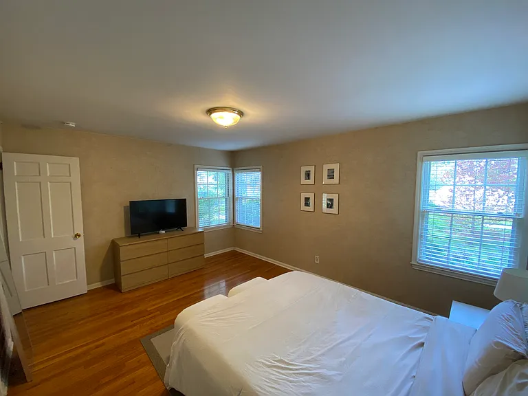 5801 Goodman St — Photo 14