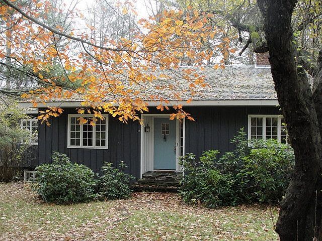 2nd image of 16 Towne St