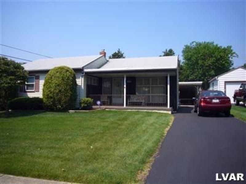 2nd image of 1509 Fleming St