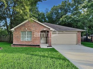 7010 Grant Dr, Magnolia, TX 77354