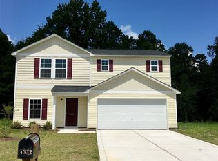 4332 Jockey Whip Ln, Parkton, NC 28371