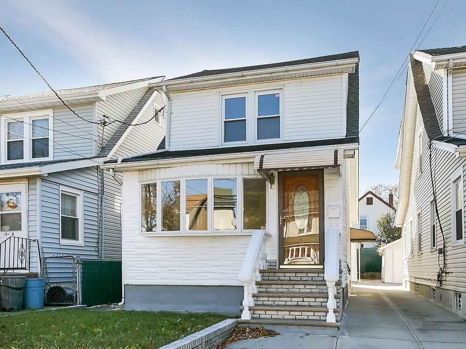 1st image of 9056 208th St