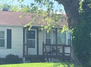 8475 Mackenzie Rd, Saint Louis, MO 63123