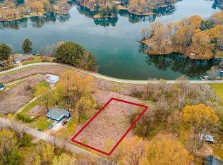 1450 Longcrest Rd, Memphis, TN 38109