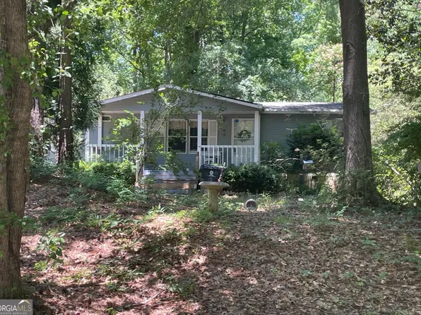 19 Peachtree Lake Dr, Sharpsburg, GA 30277