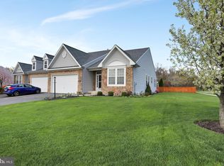 3 Spanish Moss Ct, Chambersburg, PA