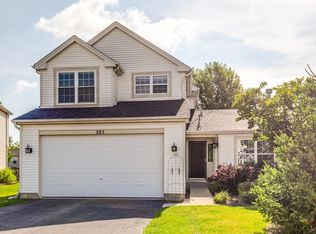 285 Spring Valley Ct, Round Lake, IL 60073