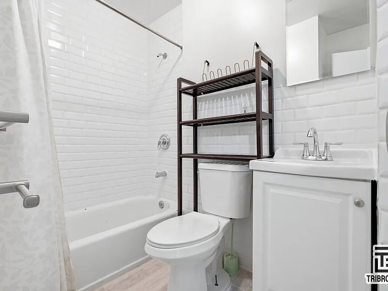 383 Palmetto St #2A — Photo 10