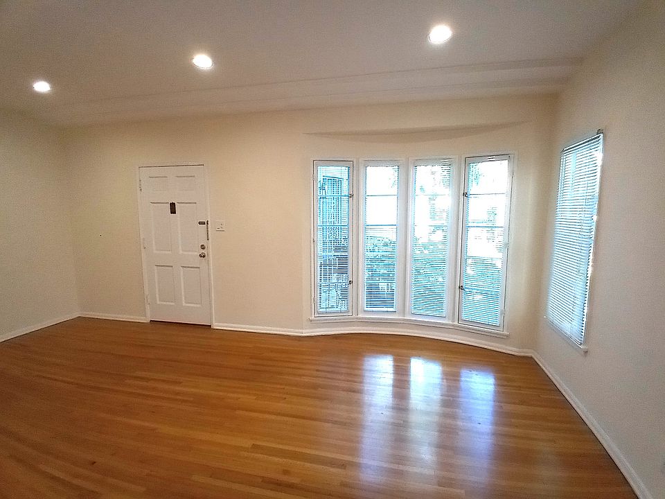 1st image of 442C S Palm Dr #C