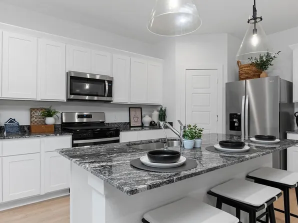 4106 Silver Falls Ln, League City, TX 77573