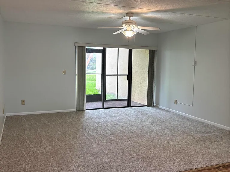 2323 Golf Lake Cir #1111 — Photo 5