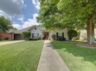300 Creekwood Dr, Lafayette, LA 70503
