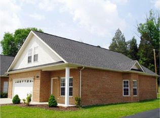 2513 Cloister Ln, Kingsport, TN 37660