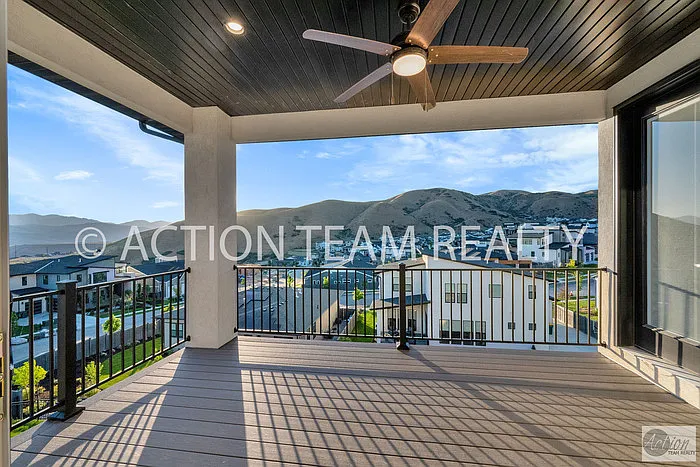 1722 W Oakridge Dr — Photo 53