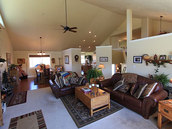 5th image of 5878 Haugan Dr
