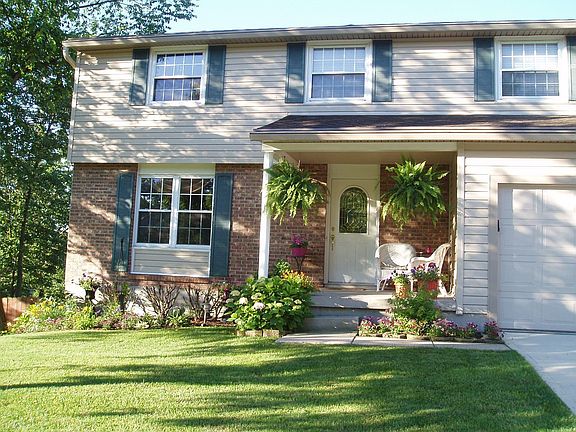 3rd image of 2150 Sherwood Forest Dr