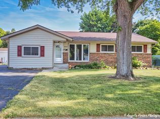 3907 Maple Ave, McHenry, IL 60050