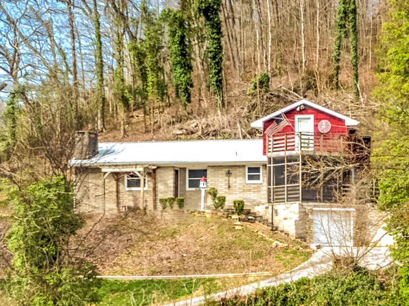 102 Susanne Dr, Clinton, TN 37716