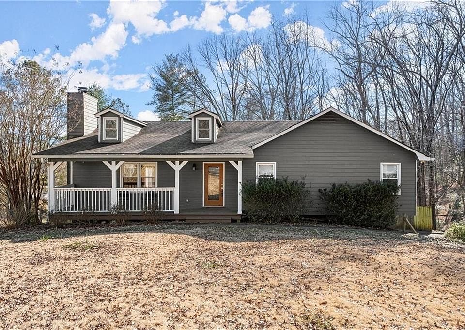 1st image of 306 Hill Crest Cir