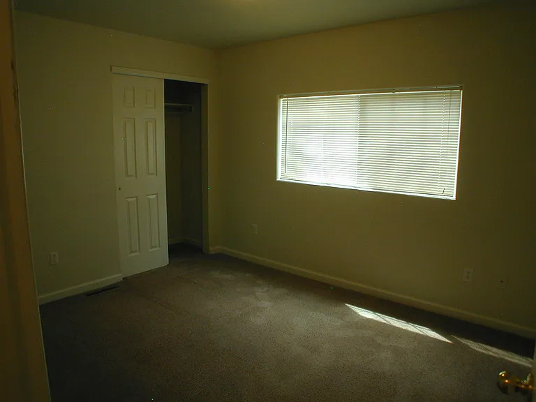 3830 Gregg Way — Photo 13