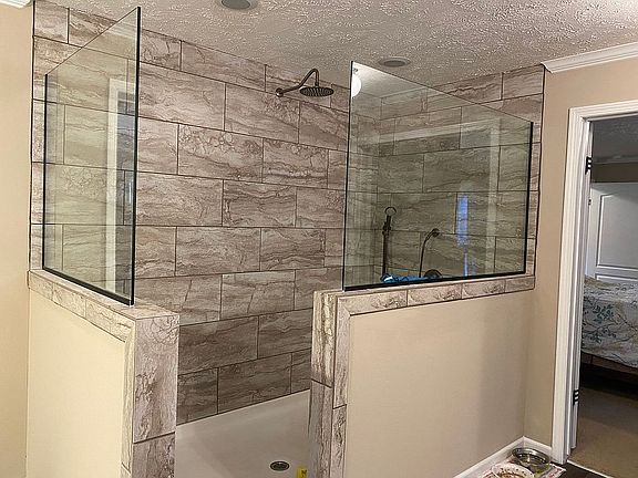Master bath shower 