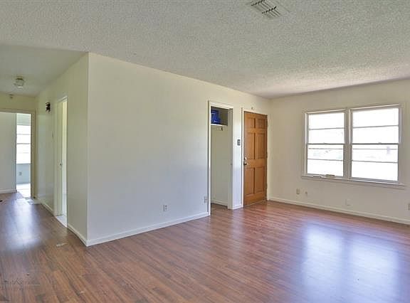 3rd image of 5210 Taos Dr