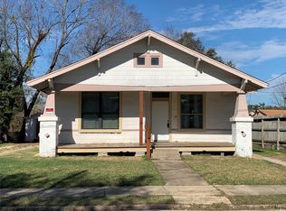 206 Cosmos St, Houston, TX 77009