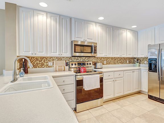 2nd image of 28225 Jeneva Way