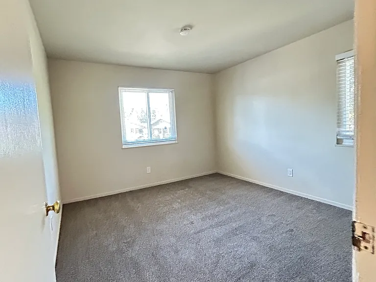 1362 Ulfinian Way #1362 — Photo 12
