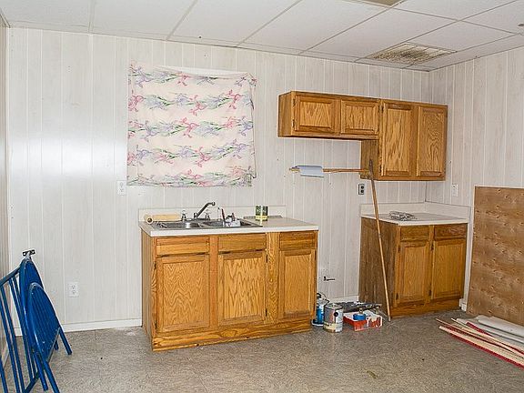 3rd image of 257 Dogwood Cir NE