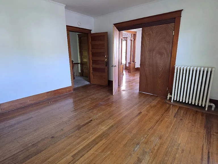 2 Maple Ave #2 — Photo 3