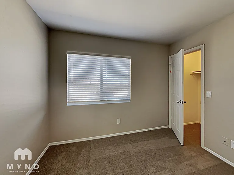 12105 W Flores Dr — Photo 14