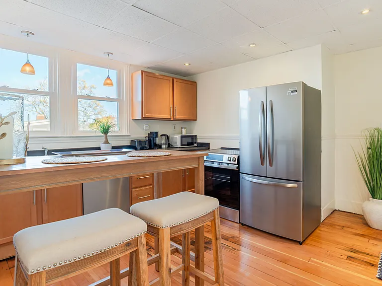 50 Montreal St #3 — Photo 18