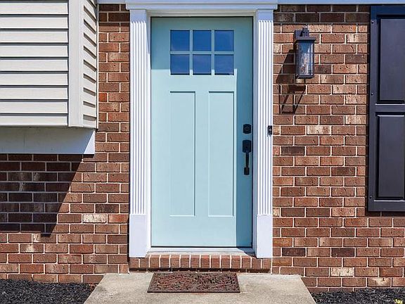 2nd image of 11 Cobblestone Dr