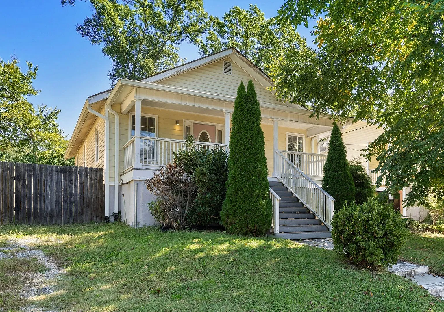 Charming 3-Bedroom Durham Home with Updated Kitchen & Spacious Fenced Backyard! — Photo 1