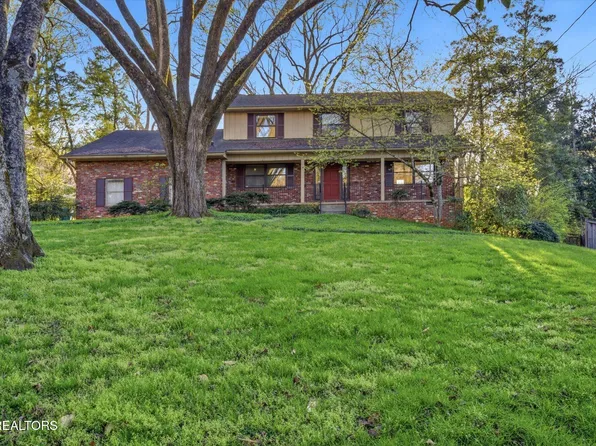 241 Crowfield Rd, Knoxville, TN 37922