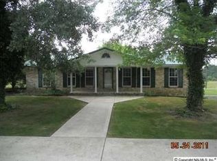 420 Irby Cir, Union Grove, AL 35175