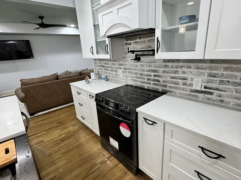 2618 Meadow Lark Dr — Photo 7