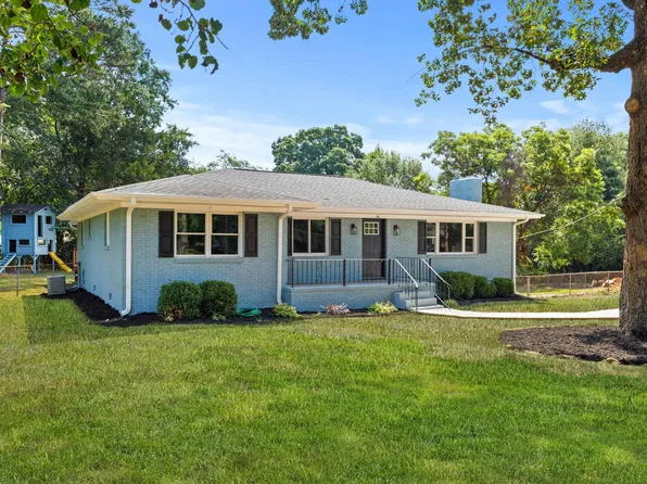 13 Cardinal Dr, Taylors, SC 29687