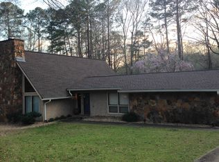 624 Golf View Dr, Peachtree City, GA 30269