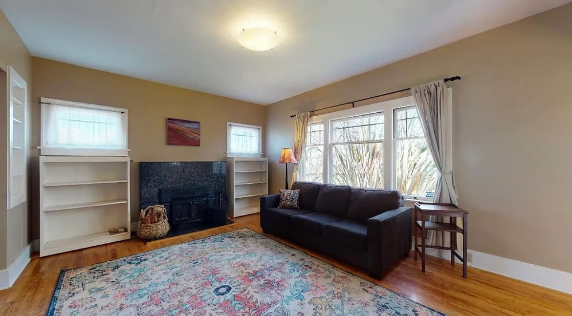2 bed, 1.5 bath, 1230 sqft, $2,000 — Photo 1
