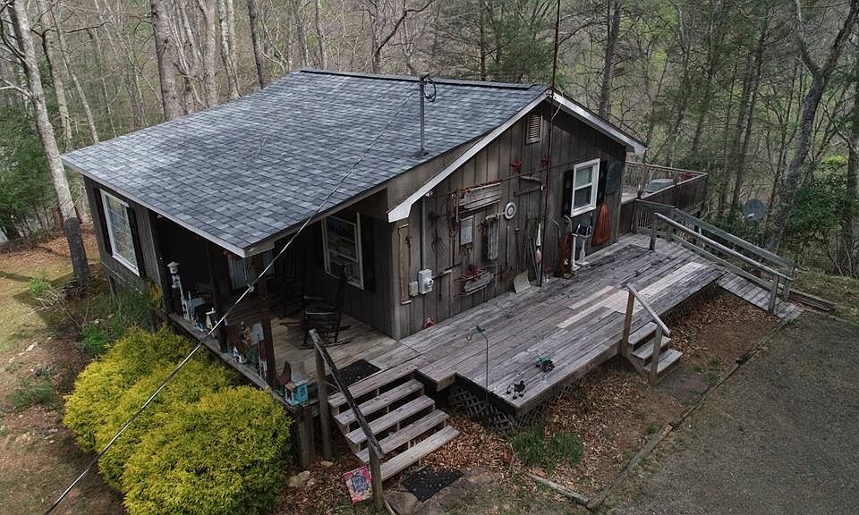 1st image of 35 Spruce Dr