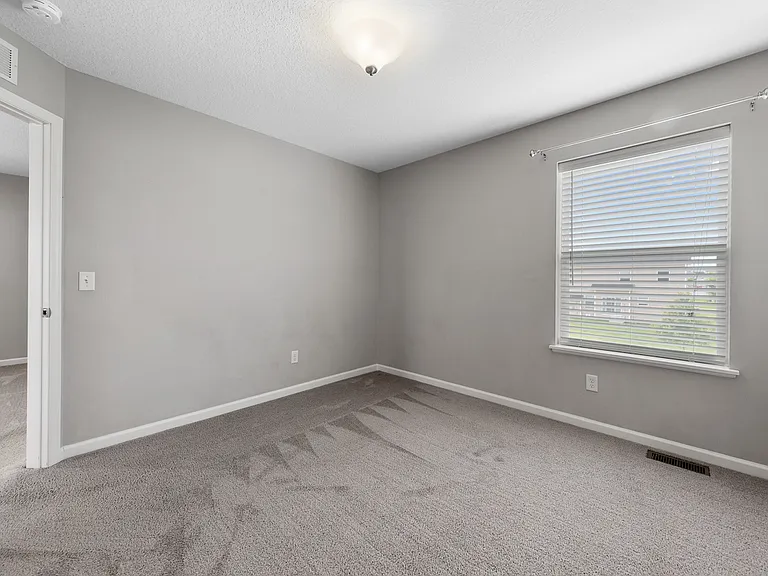 18109 Glacier Way — Photo 23