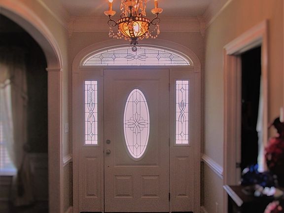 3rd image of 112 Cliffwell Dr